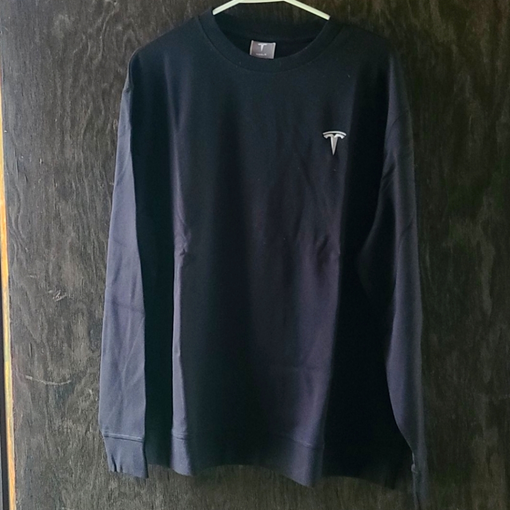Black XL Tesla sweater
